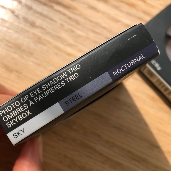 *SINGLE* Smashbox Eyeshadow Trio Palette (this listing is for ONE palette) - Picture 3 of 12